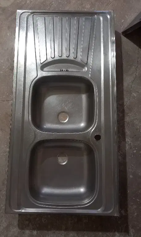 سینک ظرفشویی در حد نو|آب‌چکان و نظم‌دهنده ظروف|میانه, |دیوار