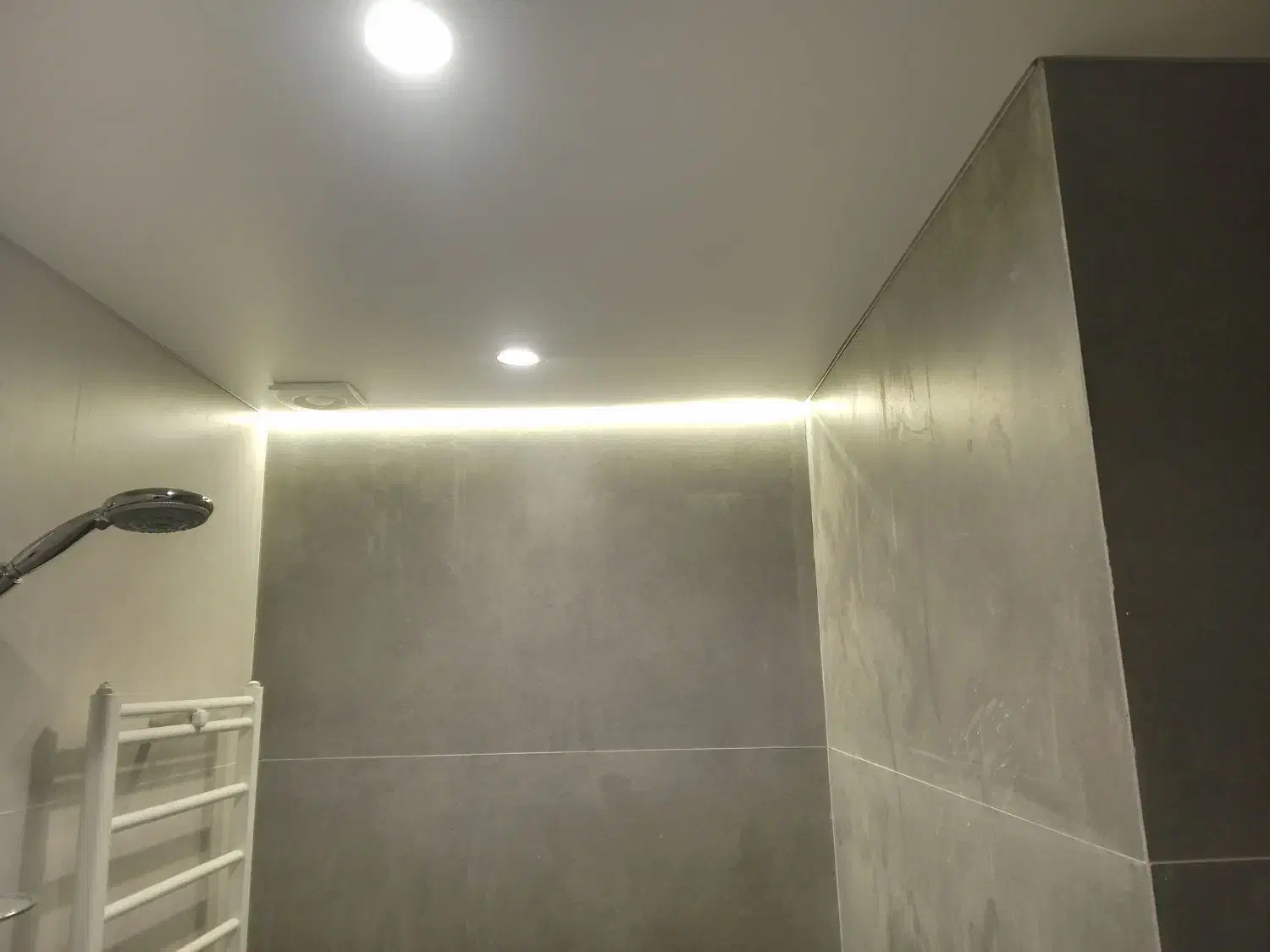 برقکاری|خدمات پیشه و مهارت|رشت, بازار|دیوار