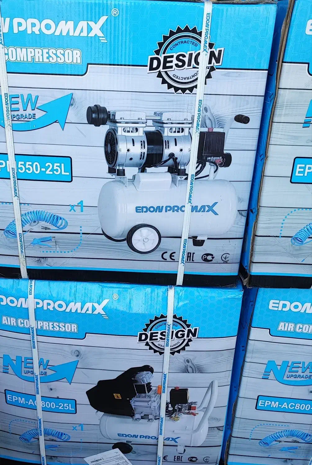 پمپ باد روغنی 25 لیتری به همراه ابزار|مصالح و تجهیزات ساختمان|اصفهان, کشاورزی|دیوار