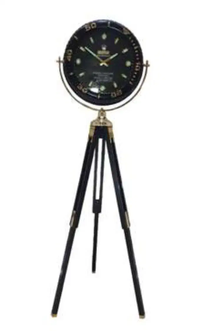 مجموعه‌ای خاص از ساعت‌های دیواری و ایستاده|ساعت دیواری و تزئینی|خمینی‌شهر, |دیوار