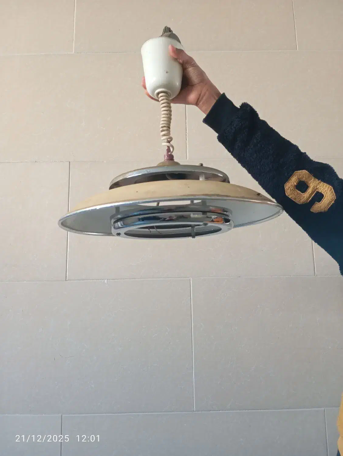 لوستر|لوستر و چراغ آویز|فولادشهر, مسکن مهر فولادشهر|دیوار