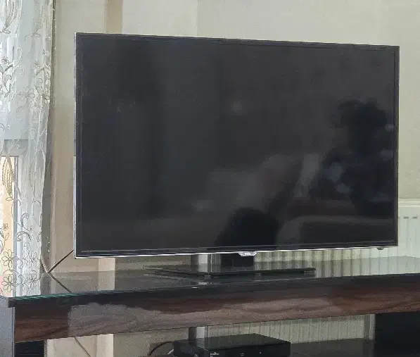 تلوزیون tcl|تلویزیون و پروژکتور|هشتگرد, شهرک ایران خودرو|دیوار