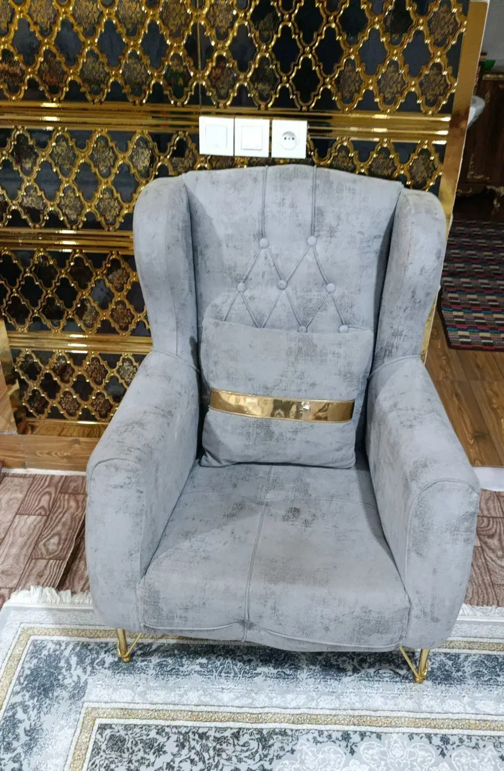 مبل|مبلمان خانگی و میز عسلی|شوط, |دیوار