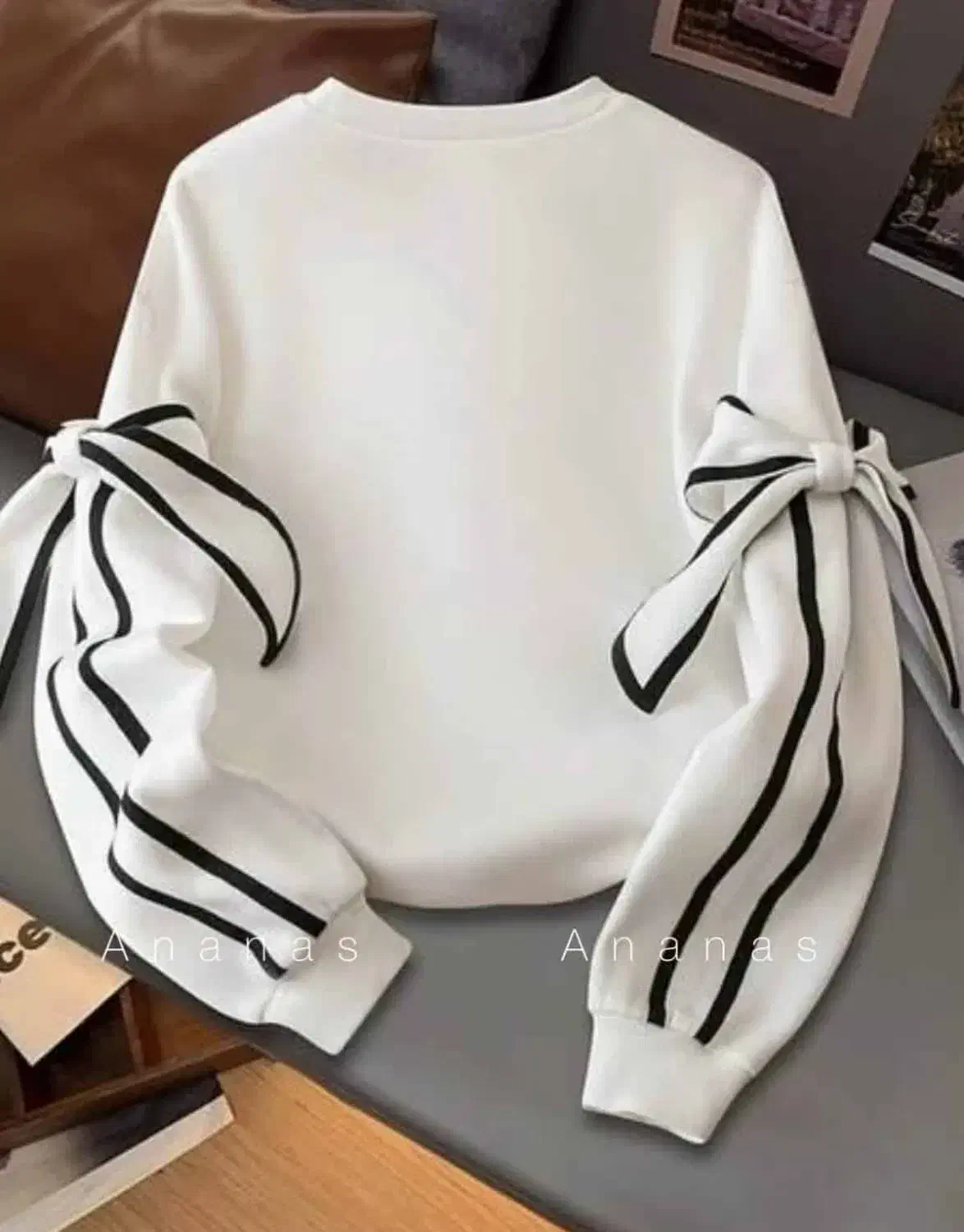 دورس تو‌کرکی|لباس|سنگدوین, |دیوار