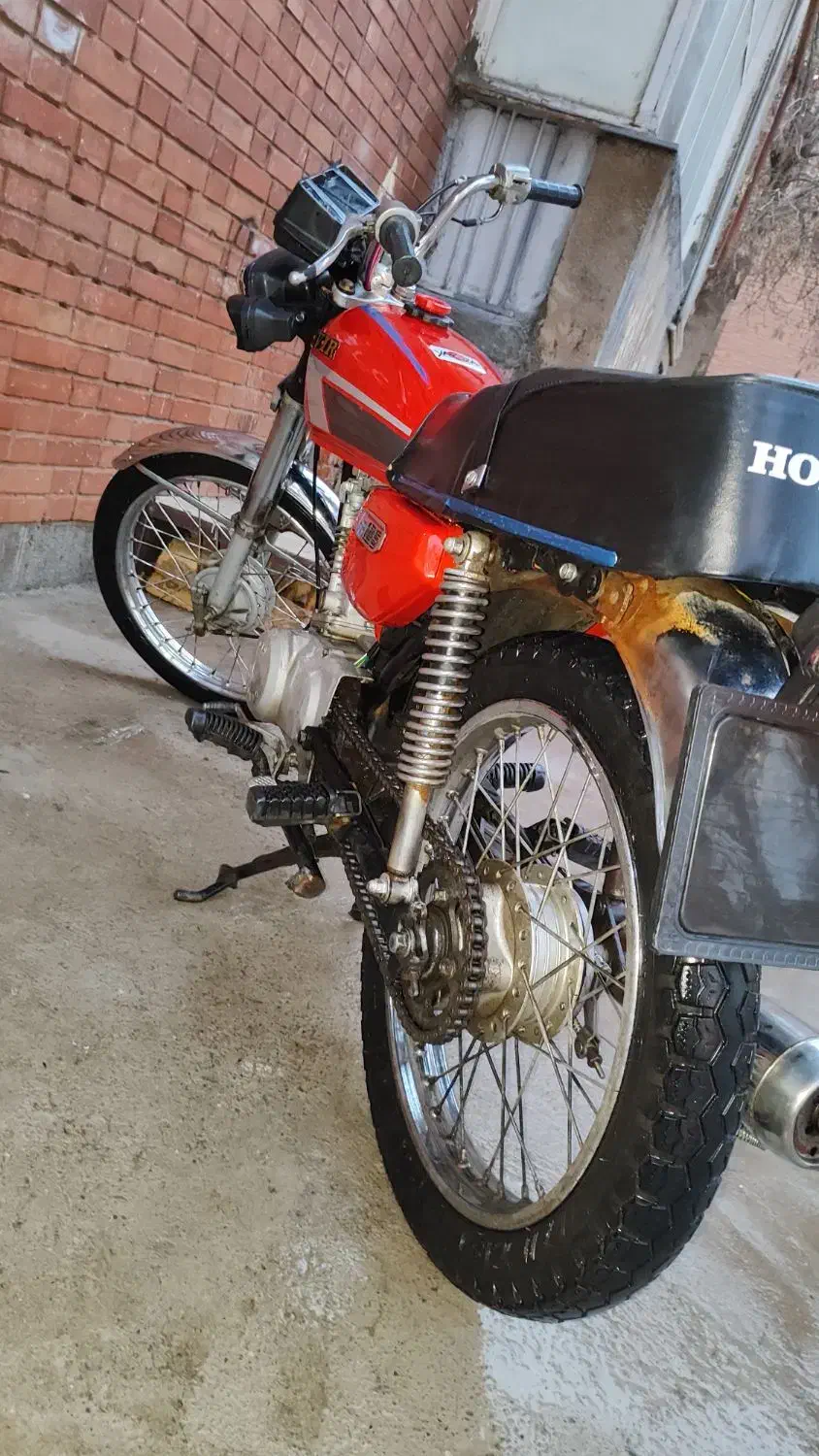 هندا۱۲۵|موتورسیکلت|هشتگرد, شهرک پارسیان|دیوار