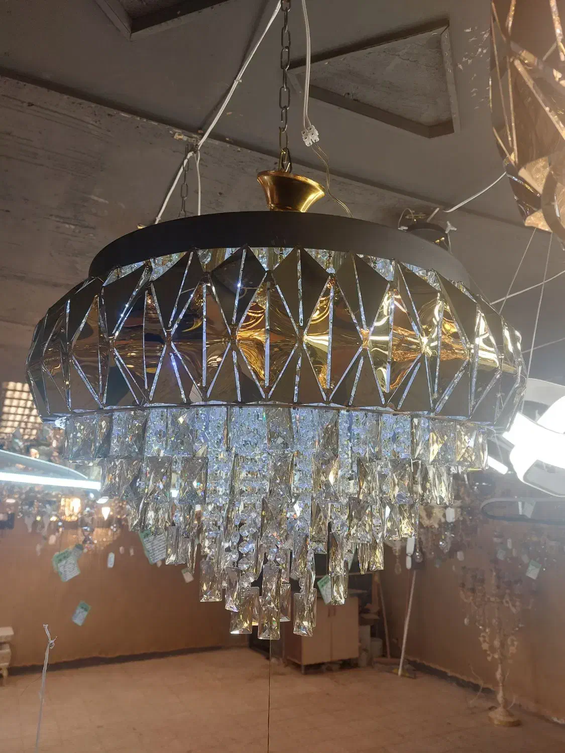 لوستر LED|لوستر و چراغ آویز|اصفهان, کوجان|دیوار