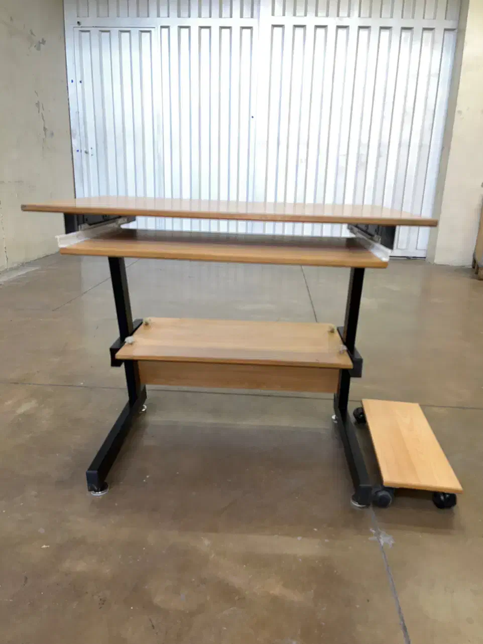 میز کامپیوتر چوبی نو آکبند|میز تحریر و کامپیوتر|کهریزک, |دیوار