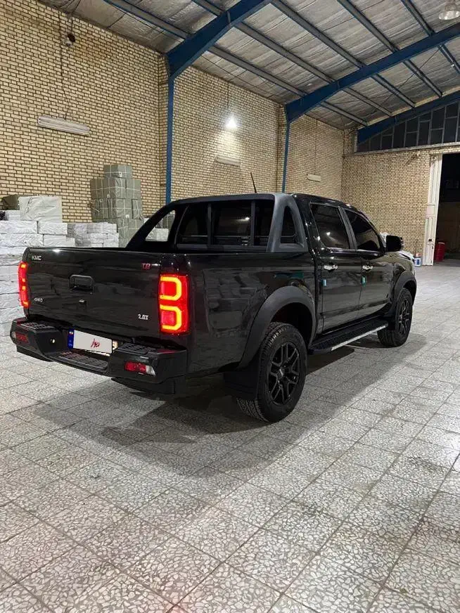 کی ام سی ۸ تمیز درحد (t8)|خودرو سواری و وانت|قم, بلوار امین و ساحلی|دیوار