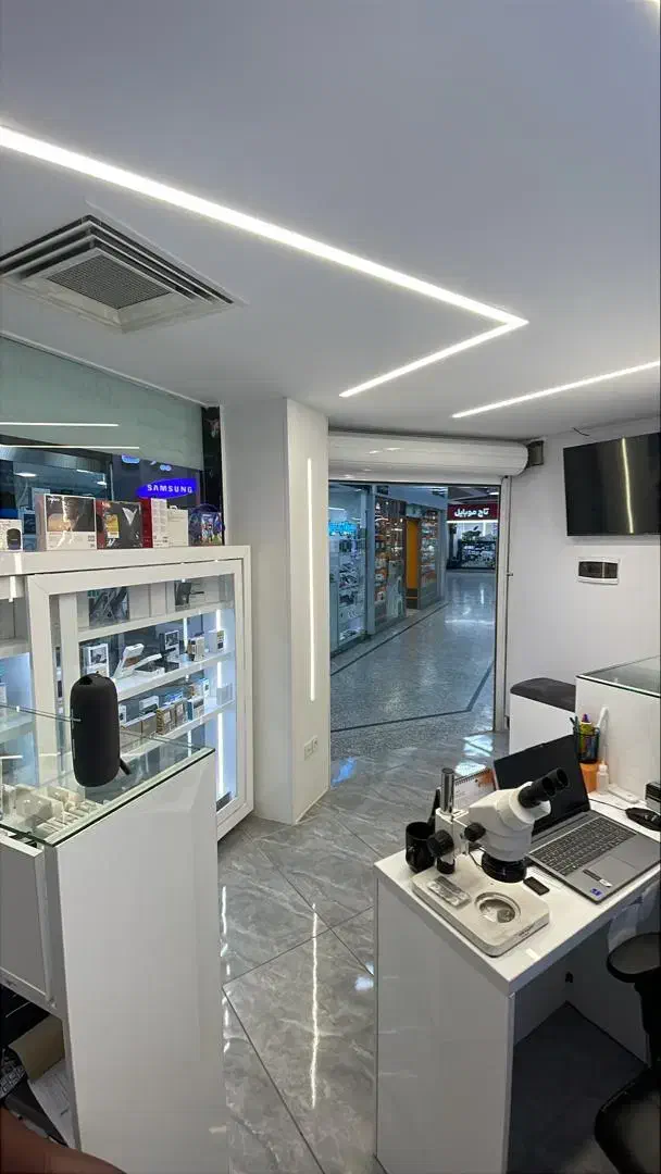 استخدام فروشنده موبایل و لوازم جانبی|استخدام رایانه و فناوری اطلاعات|کرج, عظیمیه|دیوار