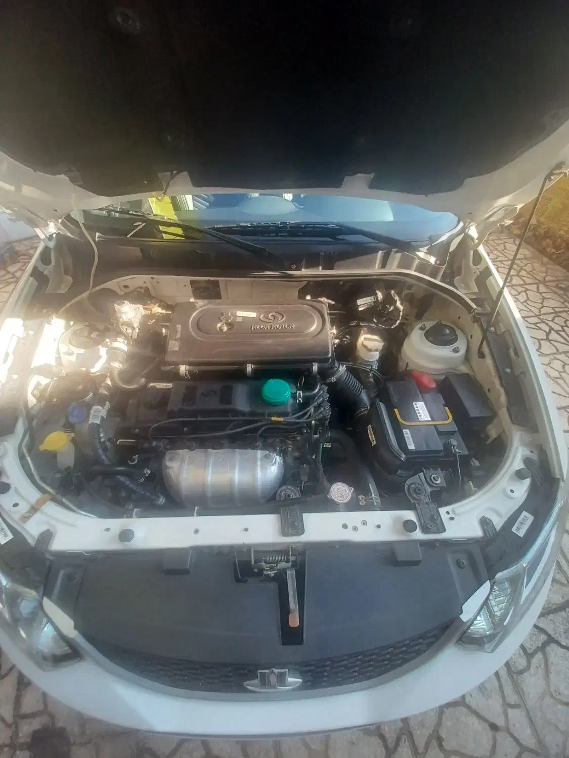 یک دستگاه ساینا دوگانه سوز ۴۰۲ فروشی|خودرو سواری و وانت|چهارباغ, |دیوار