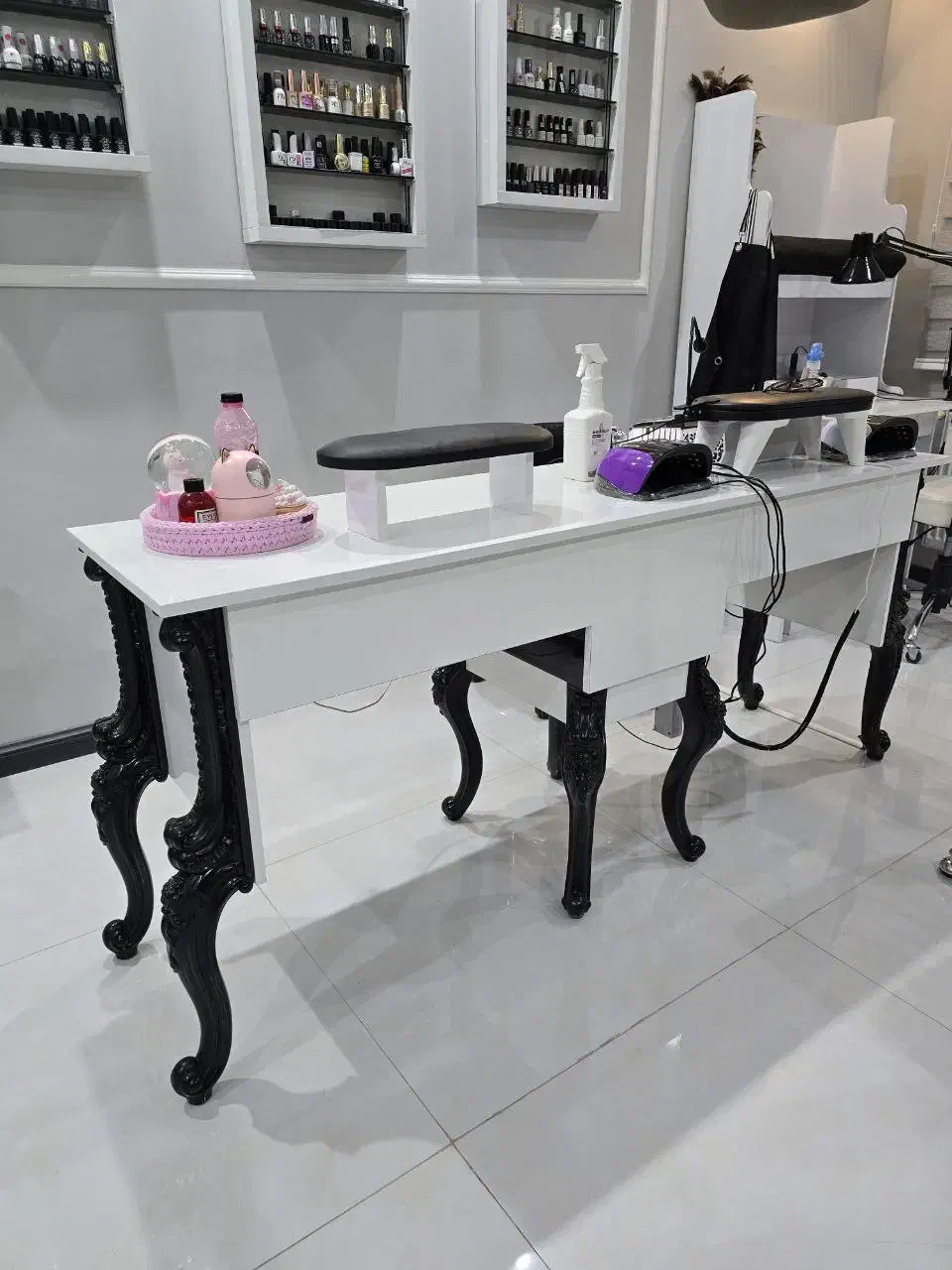 میز ناخن ۲ نفره|آرایشگاه و سالن‌های زیبایی|مشهد, چهارچشمه|دیوار