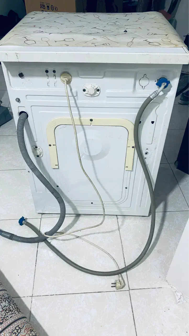 لباسشویی خشک کن|ماشین لباسشویی و خشک‌کن لباس|تهران, میدان ولیعصر|دیوار