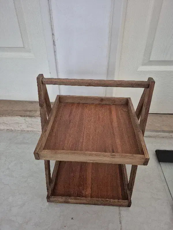 استند گل|آب‌چکان و نظم‌دهنده ظروف|قم, یزدان‌شهر|دیوار