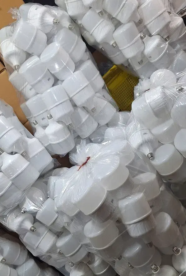 فله ایی بدون جعبه ۸۰ و ۶۰ و ۵۰ و ۴۰ وات|لامپ و چراغ|تهران, لاله زار|دیوار