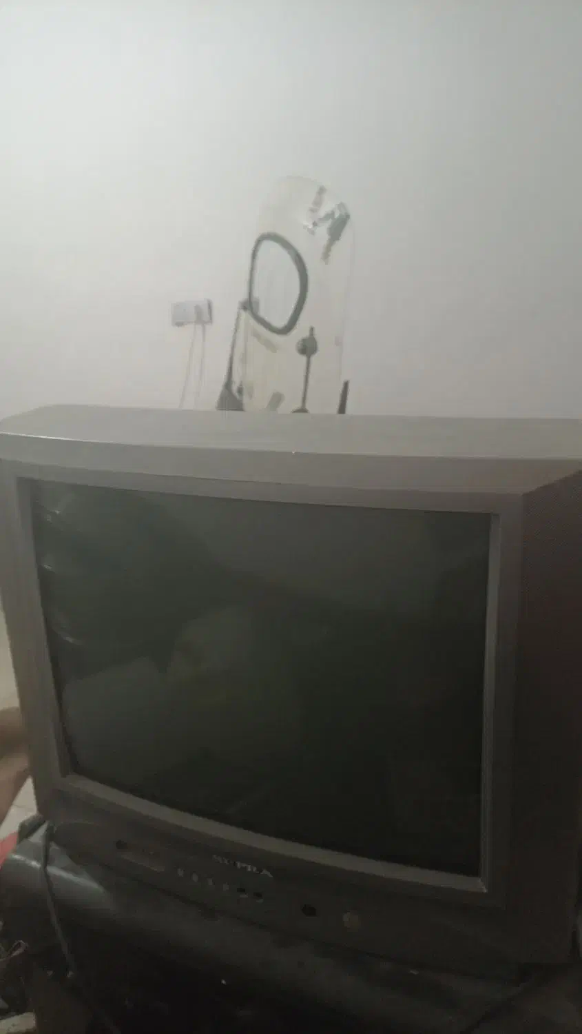 بخاری کپسولی بدون هوا کش وتلوزیون ۲۱ سوپرا سالم|تلویزیون و پروژکتور|شیراز, شهرک کوشکک|دیوار