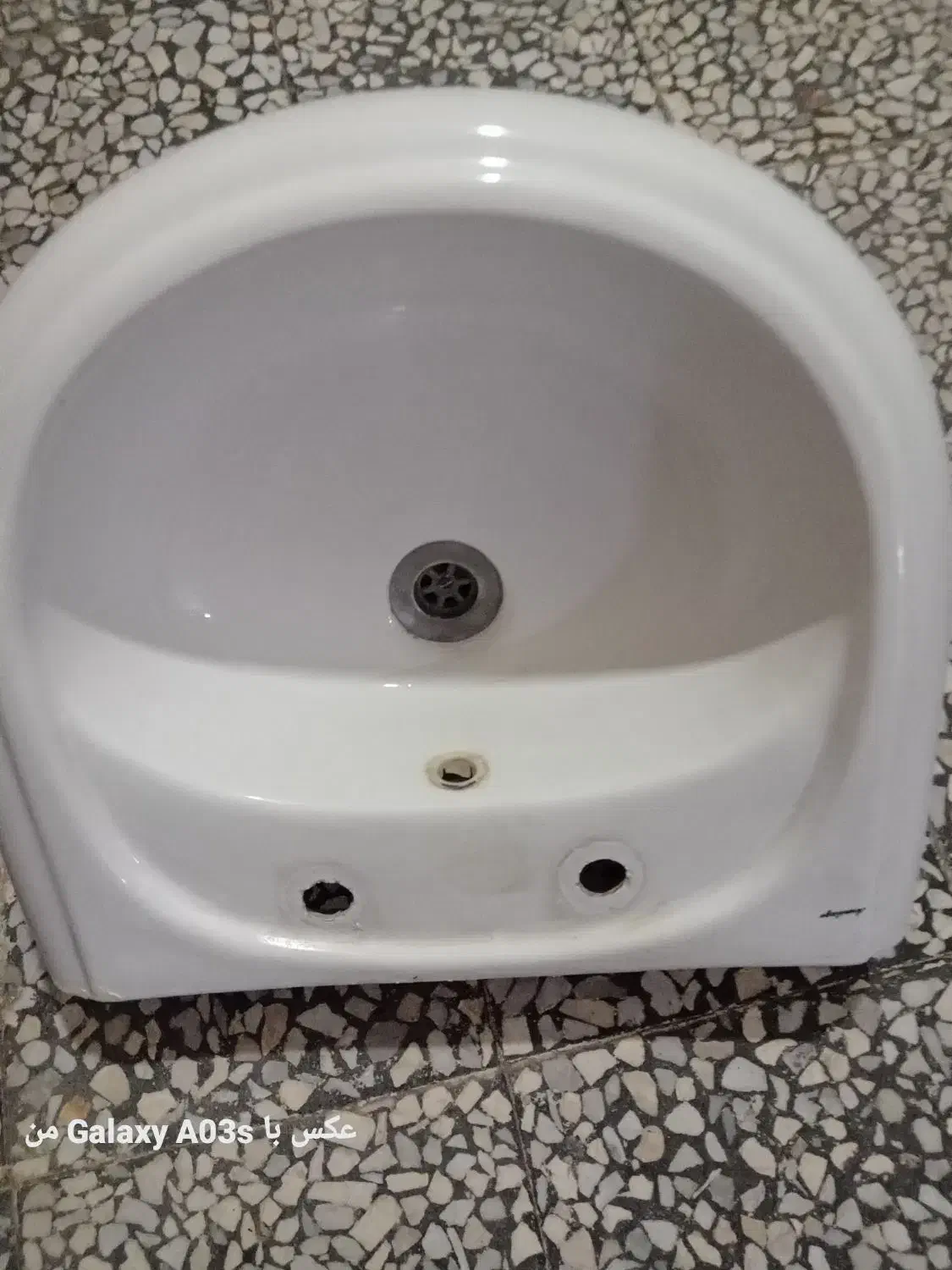 کار کرده اما تمیز قابل استفاده|لوازم سرویس بهداشتی|لاهیجان, لیل|دیوار