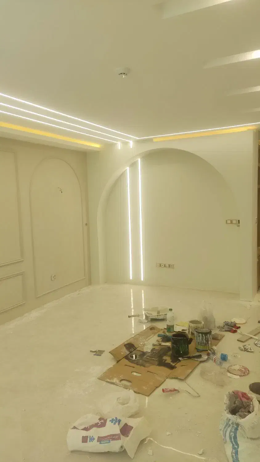 نقاشی/رنگ آمیزی/بازسازی|خدمات پیشه و مهارت|شیراز, شهرک فرهنگیان|دیوار