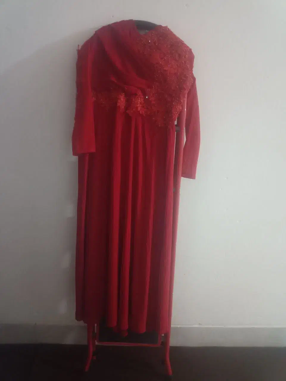 لباس مجلسی|لباس|نیریز, |دیوار