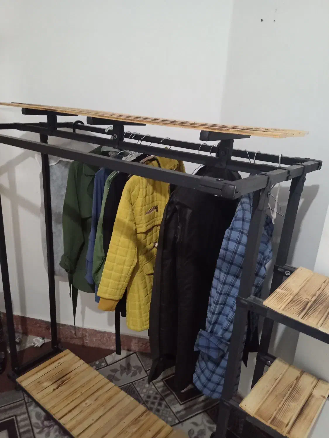 رگال خانگی|کتابخانه، شلف، قفسههای دیواری|قدس, شهرقدس|دیوار