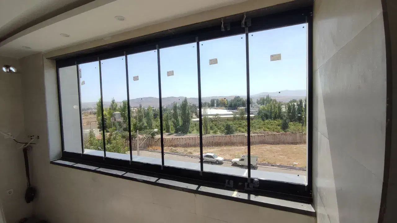 شیشه بالکن ریلی(تاشو)|خدمات پیشه و مهارت|زنجان, |دیوار