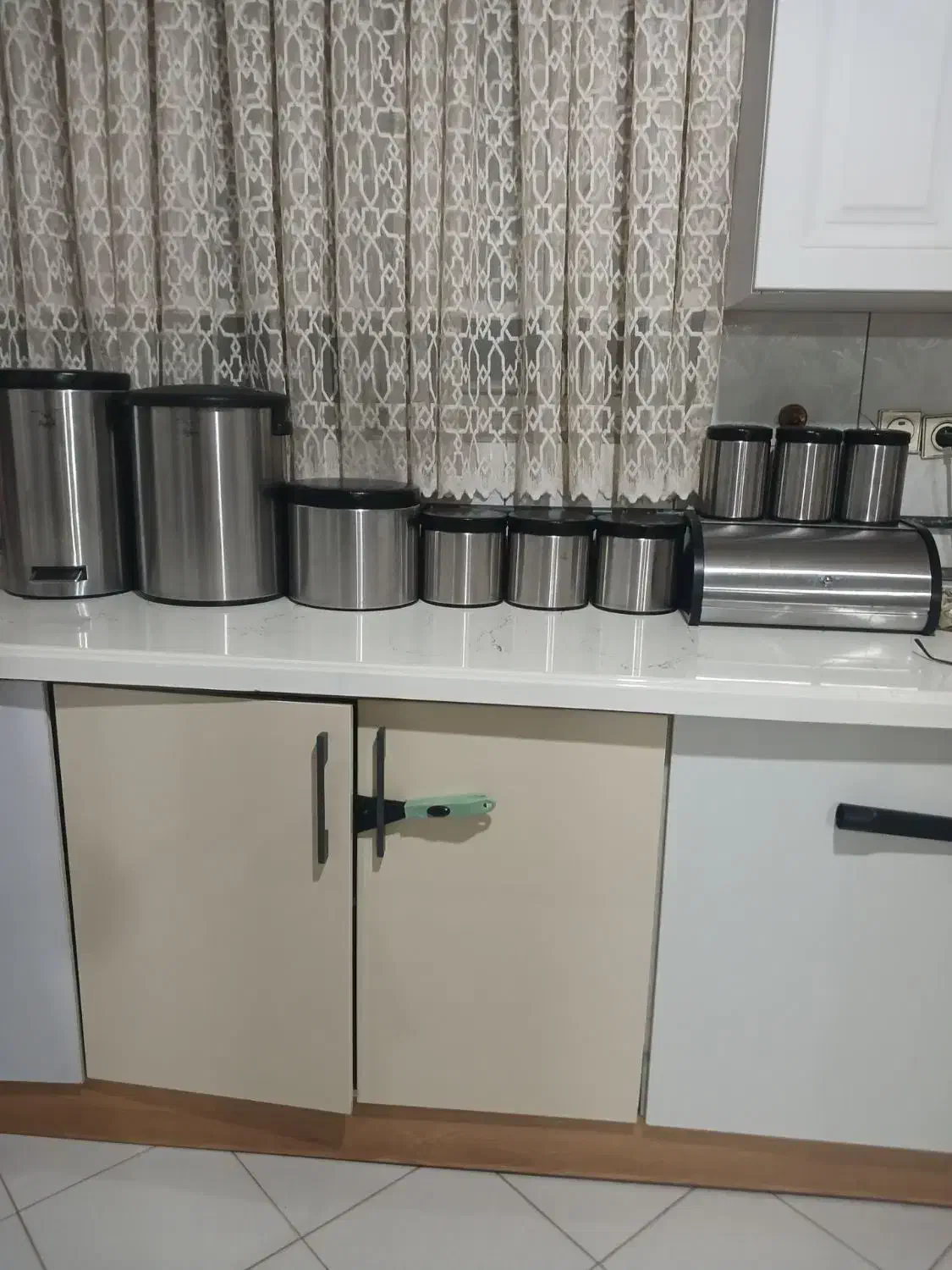 سرویس حبوبات درحدنو|آبچکان و نظمدهنده ظروف|باقرشهر, |دیوار