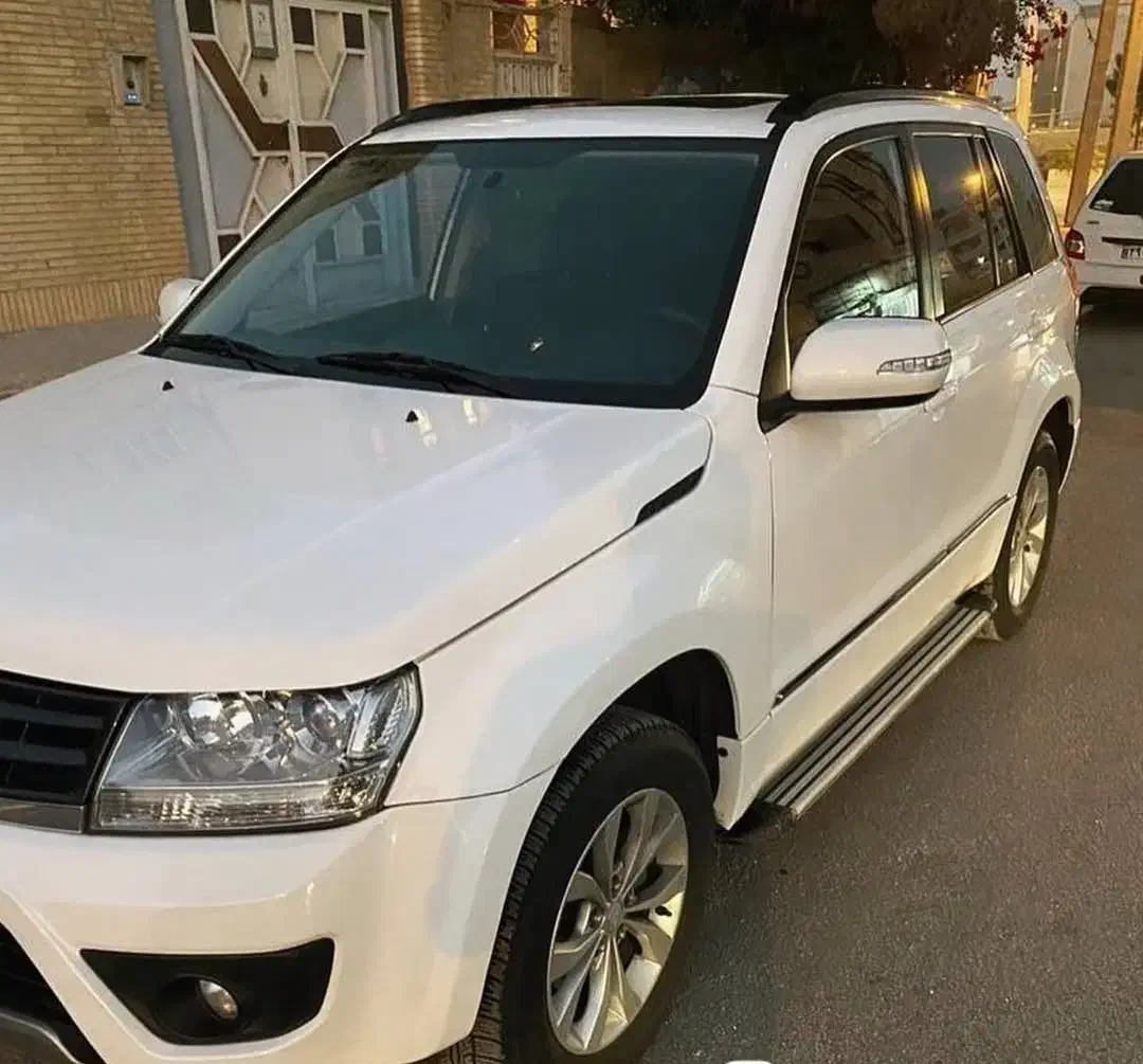 سوزوکی گرند ویتارا ۹۵ اتومات ۲۴۰۰|خودرو سواری و وانت|تهران, حکمت|دیوار