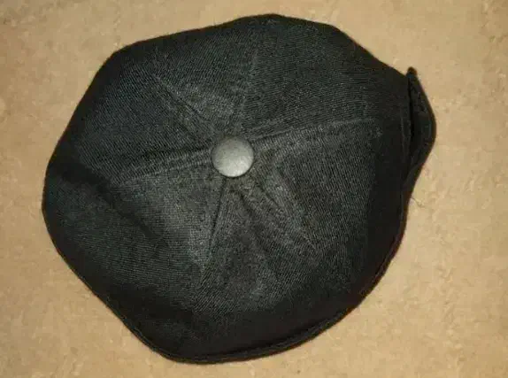 کلاه|لباس|گلبهار, شهر جدید گلبهار|دیوار