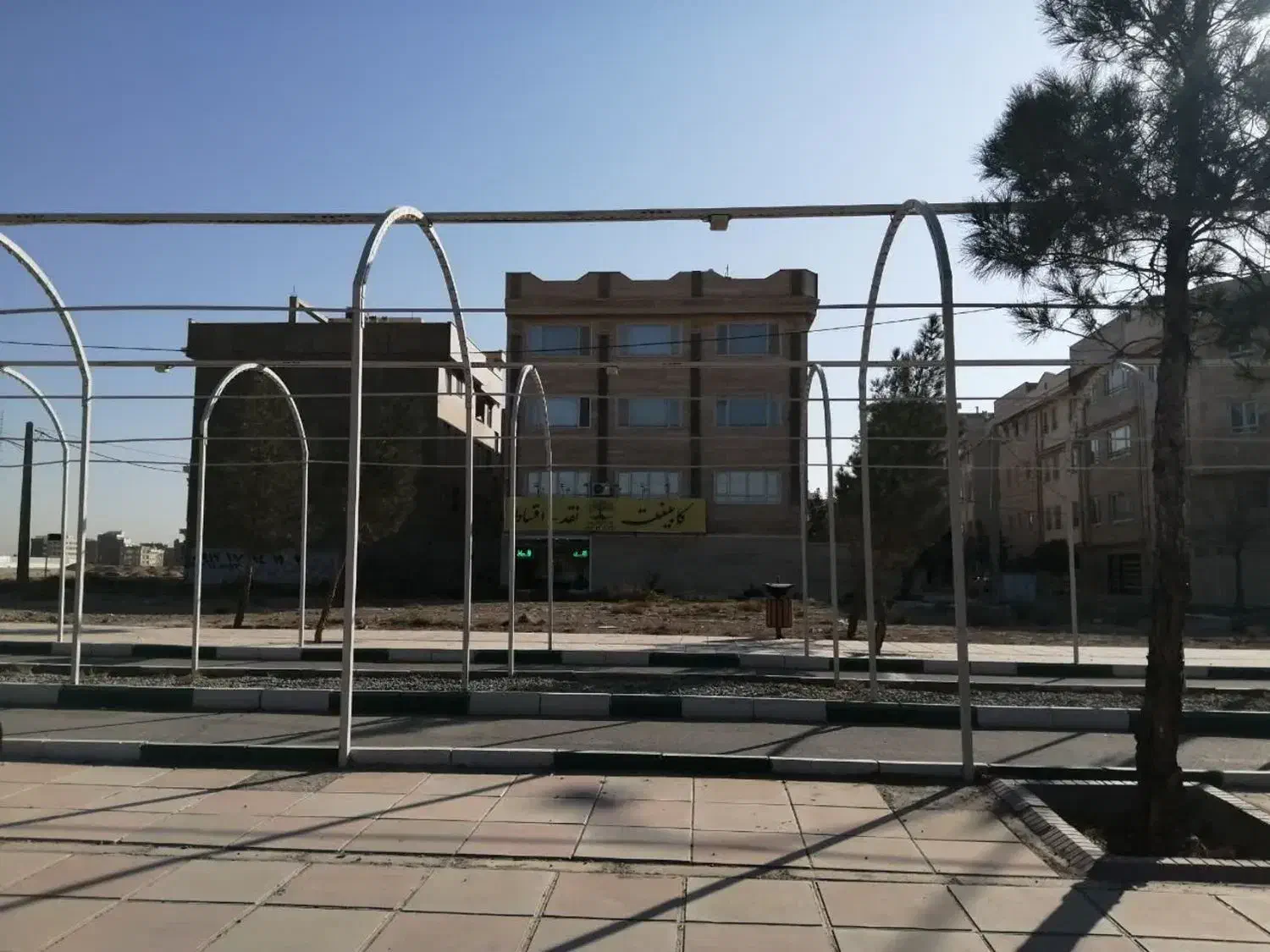 ۳طبقه با موقعیت اداری و تجاری|فروش دفتر کار، اتاق اداری، مطب|اسلامشهر, شهرک واوان|دیوار