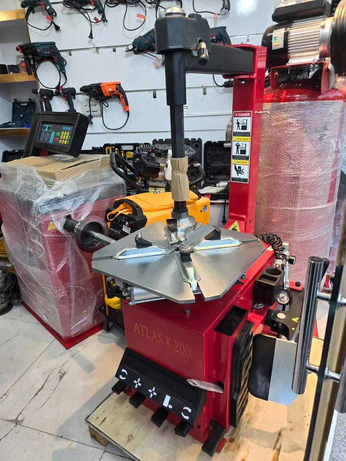 نیتروژن.ساکشن .واسکازین پمپ. گریس پمپ سیتی ابزار|ماشینآلات صنعتی|بیرجند, |دیوار