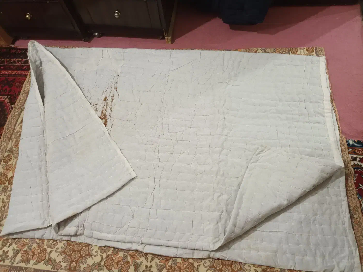 لحاف وبالش|رختخواب، بالش، پتو|میاندوآب, |دیوار