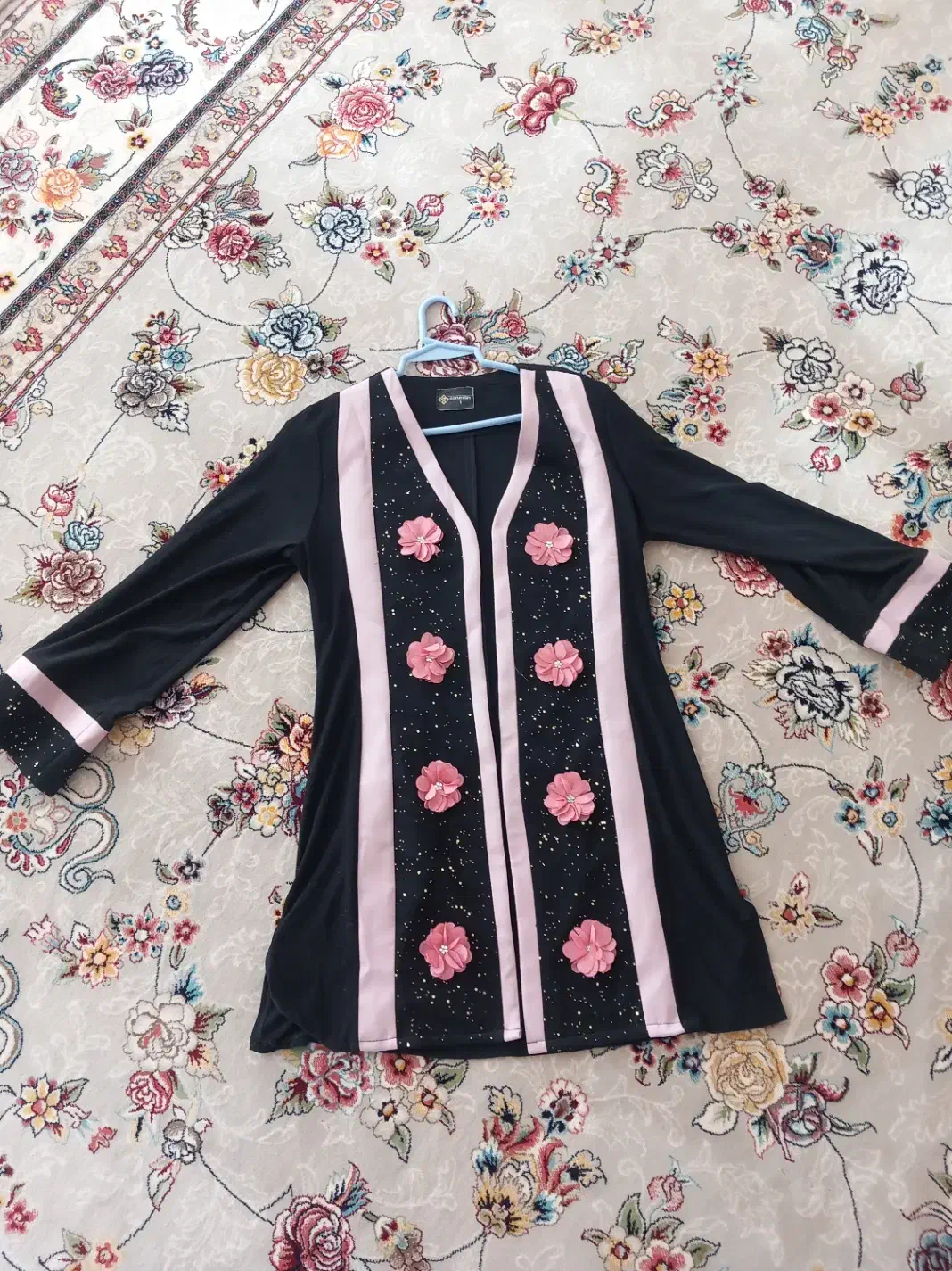 مانتو کرپ مشکی|لباس|آباده, |دیوار