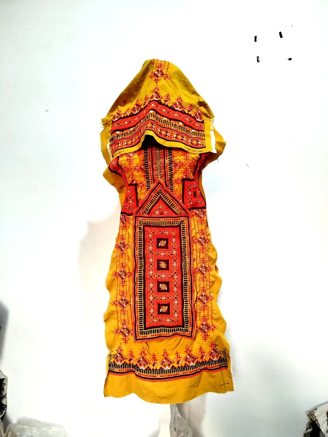 لباس|لباس|سراوان, |دیوار