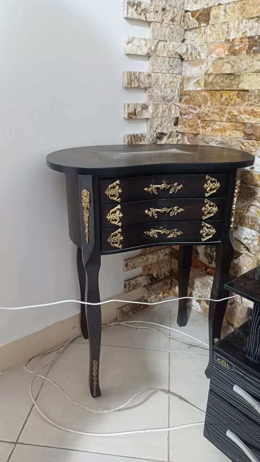 میز تلفن چوبی|میز تلفن|قدس, شهرقدس|دیوار