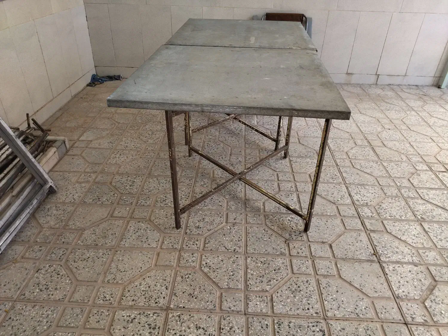 میز فلزی( تا شو)|فروشگاه و مغازه|شهرضا, |دیوار