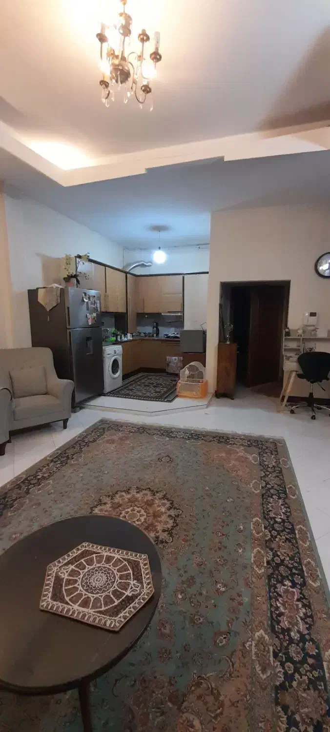 آموزگار   ۸۰ متری   طبقه ۴  آسانسور|فروش آپارتمان|مشهد, دانشجو|دیوار