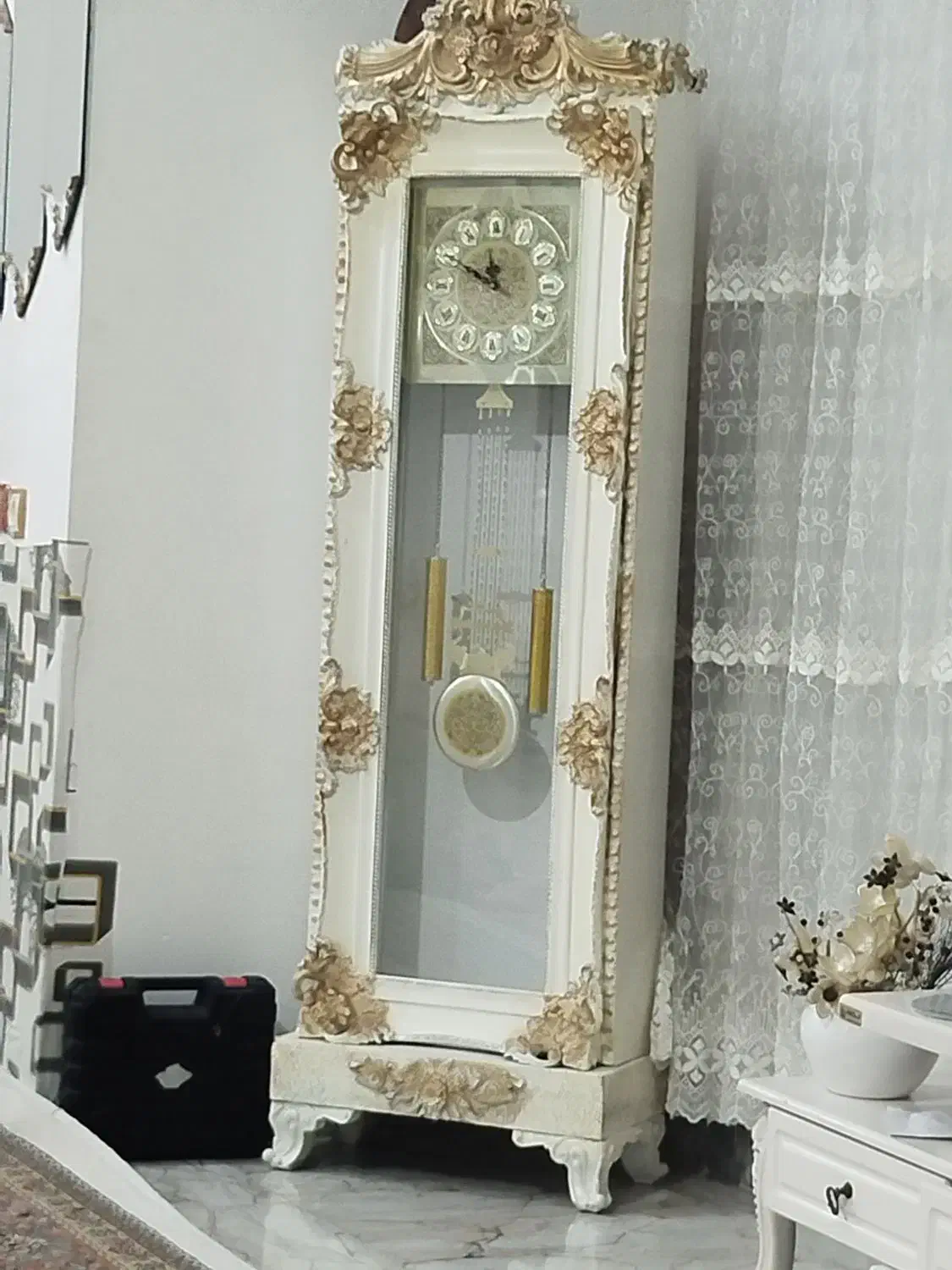 ساعت ایستاده|ساعت دیواری و تزئینی|ایوان, |دیوار