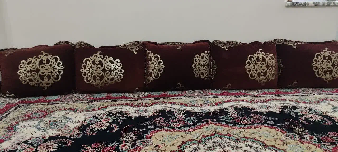 5 عدد پشتی|پشتی|قم, باجک دو|دیوار