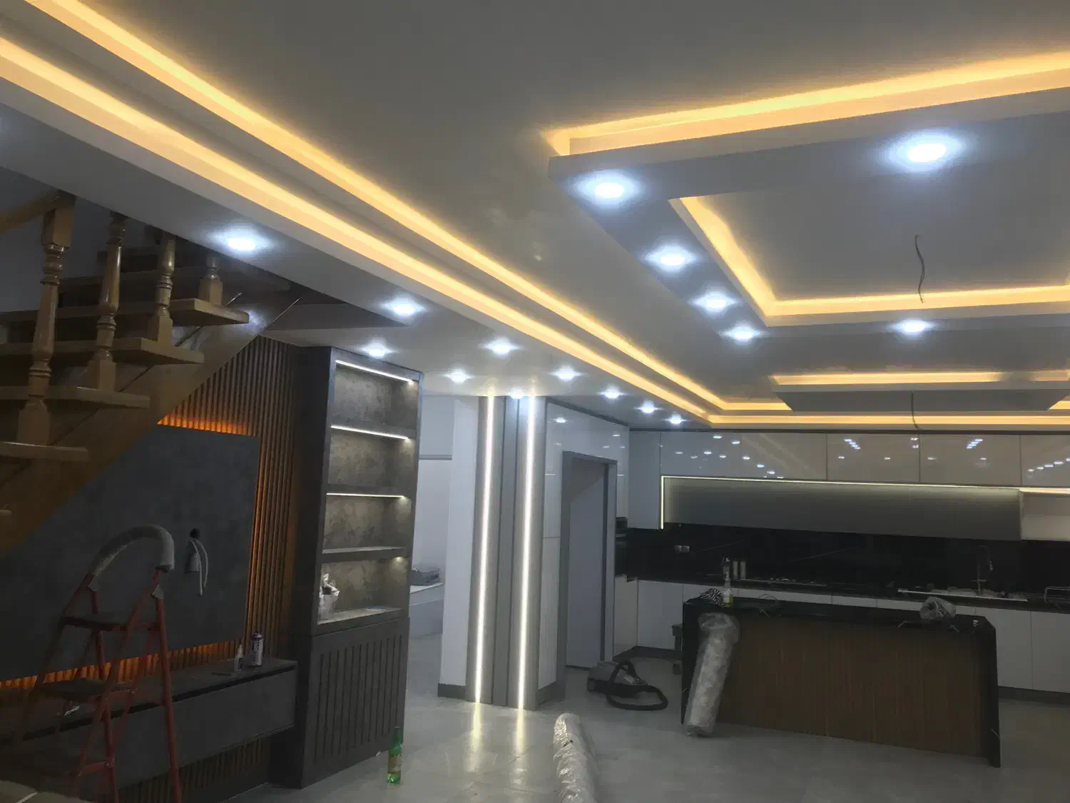 برقکاری ساختمان،خرده کاری|خدمات پیشه و مهارت|خمام, |دیوار