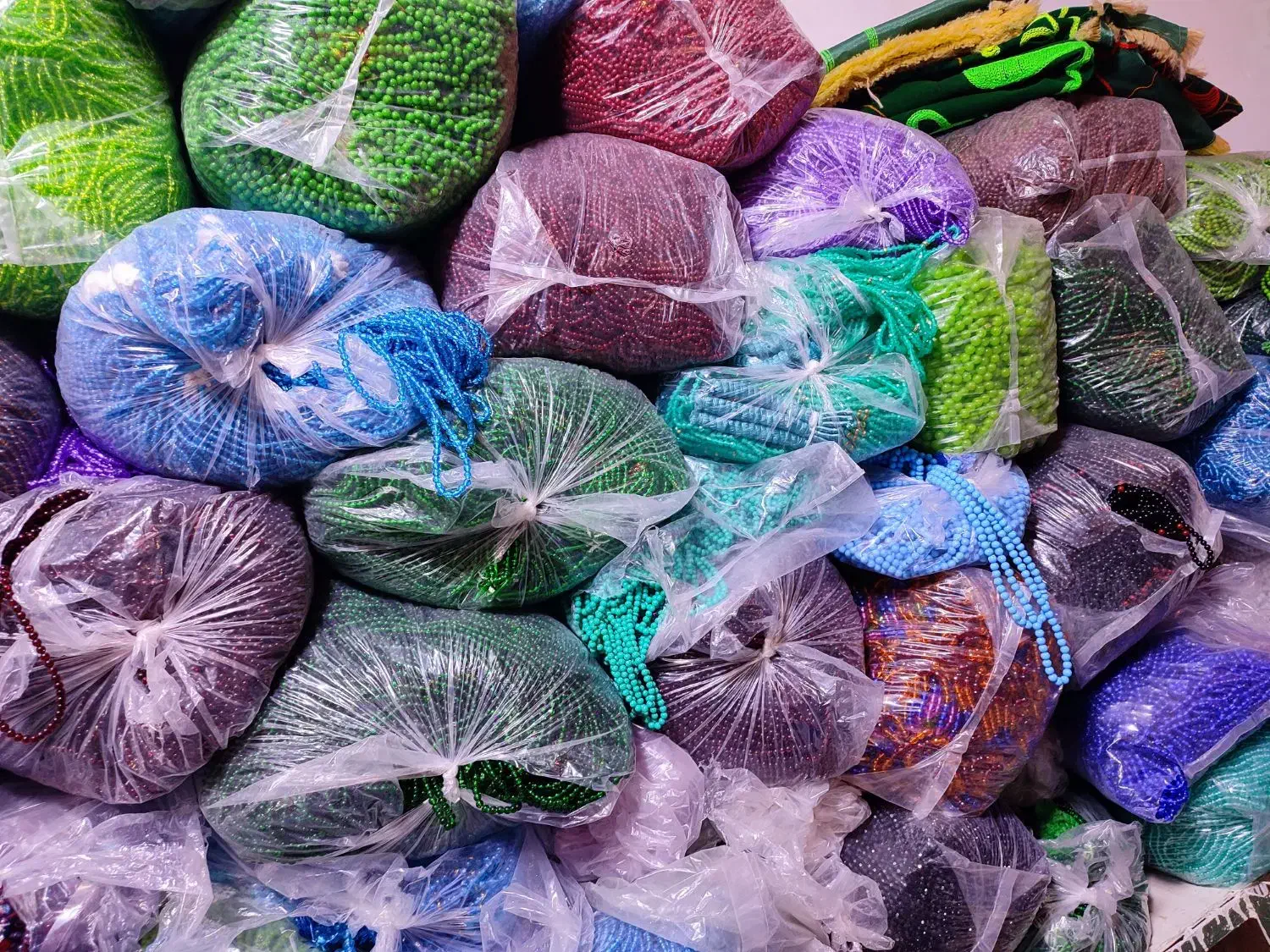 سجاده مخمل جانماز وتسبیح عمده|زیورآلات و اکسسوری|قم, باغ شازده|دیوار