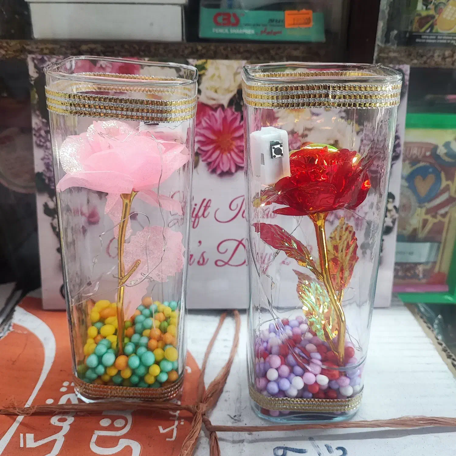 گل شیشه ای کادویی روز مادر|گل مصنوعی|کاشمر, |دیوار