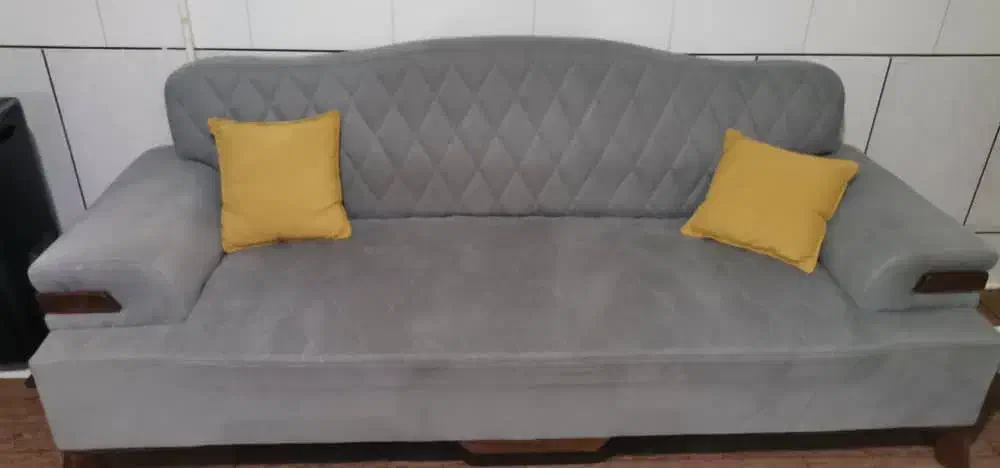 ی دست مبل ۷ نفره طوسی خردلی نو|مبلمان خانگی و میز عسلی|بوئین زهرا, |دیوار