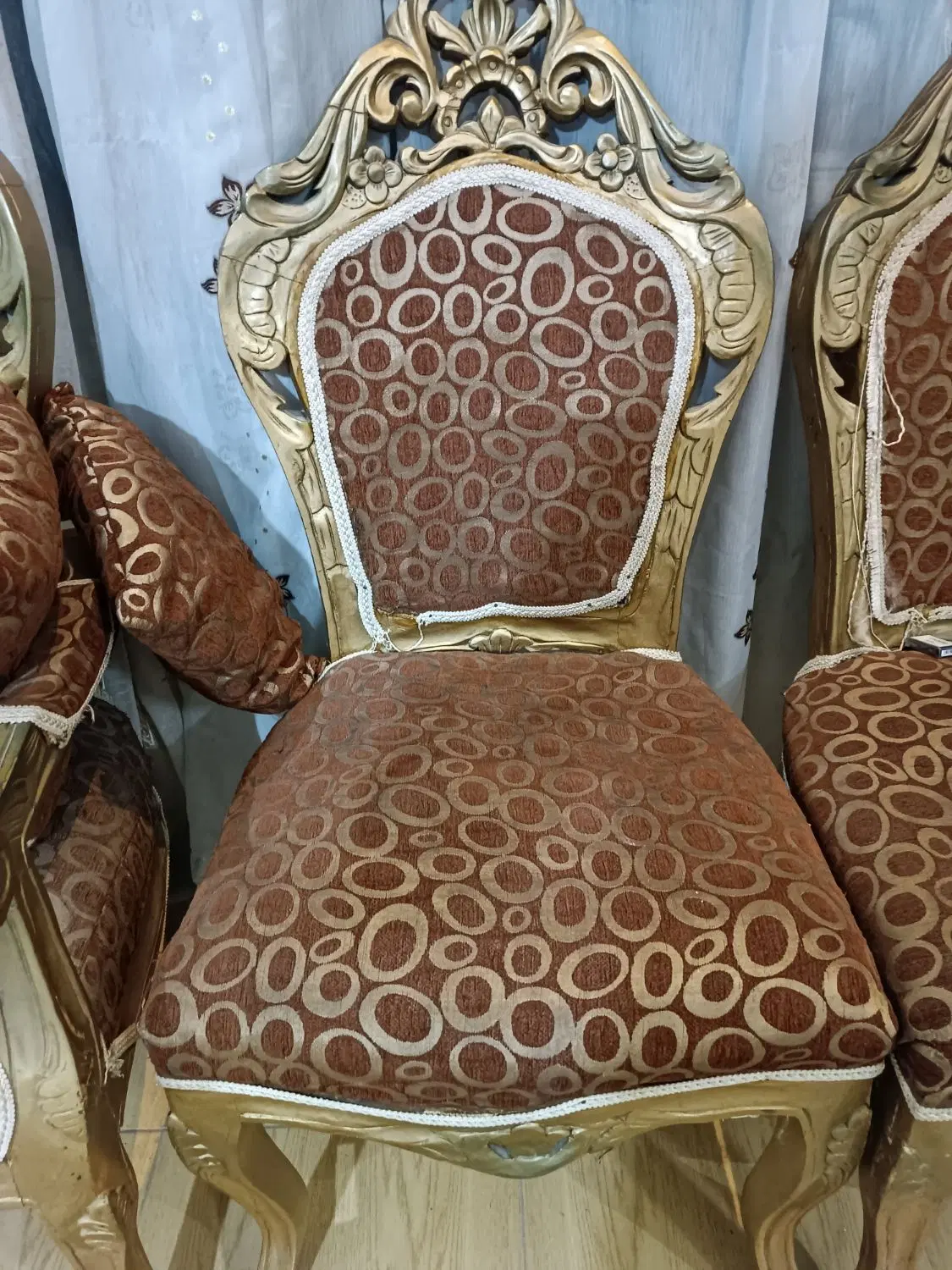 مبل|مبلمان خانگی و میز عسلی|اصفهان, همدانیان|دیوار