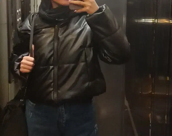 کاپشن چرم کراپ|لباس|اسفراین, |دیوار