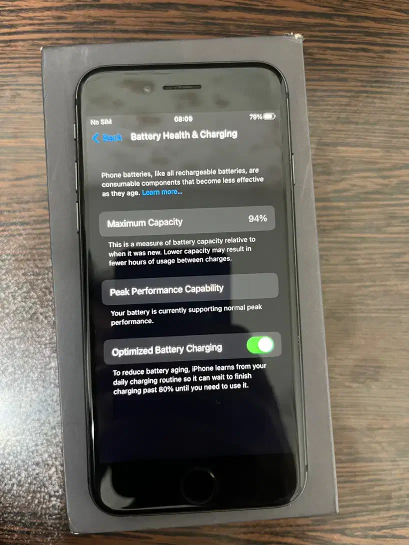 ایفون 8 LLA|موبایل|قم, زنبیل آباد|دیوار