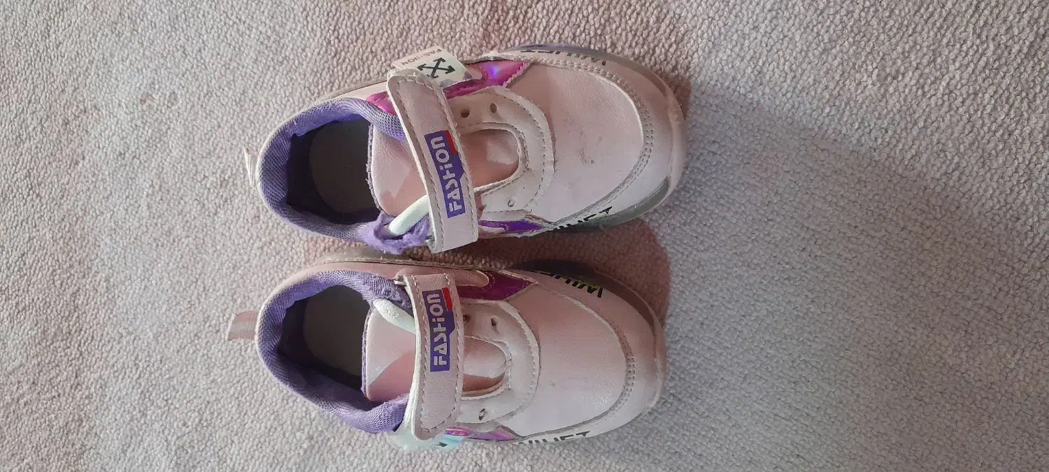 کفش و لباس اسپرت بچه گانه|کفش و لباس بچه|کازرون, |دیوار