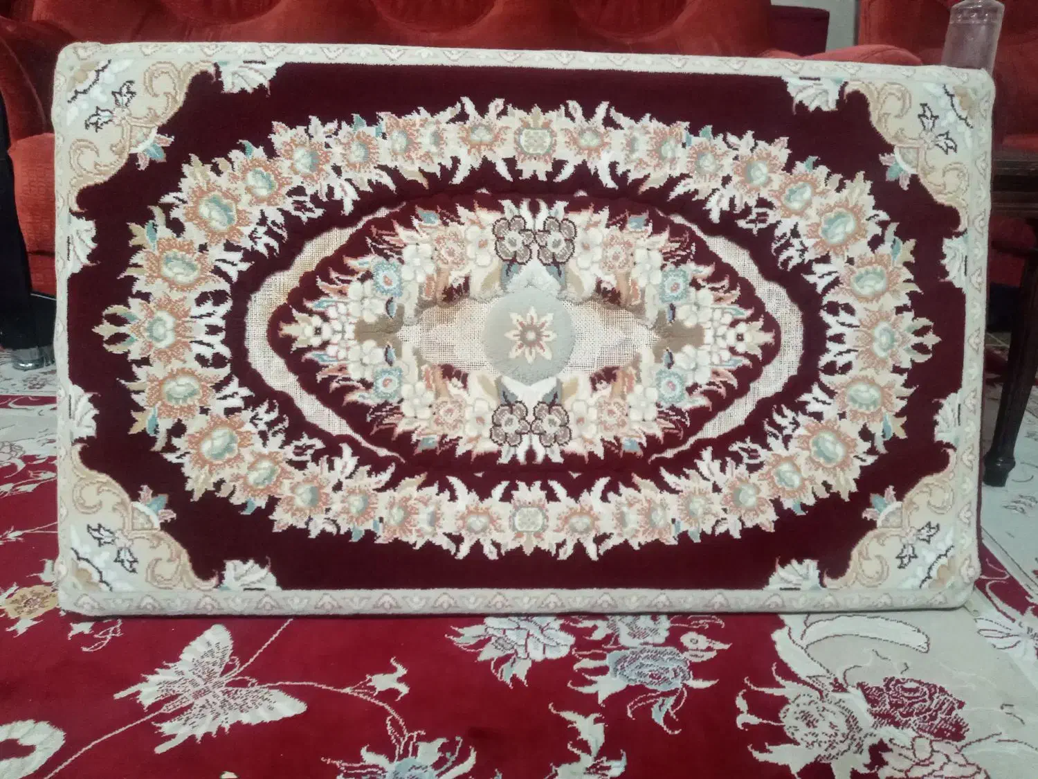 دوعددپشتی فرش نقش برجسته۶۰۰۰۰۰|پشتی|صفادشت, |دیوار