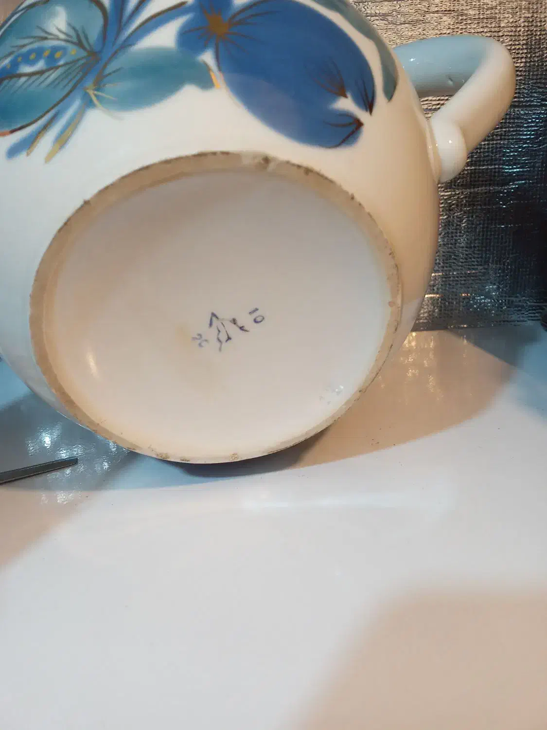 قوری قدیمی جنس روسی|قوری، کتری، قهوه‌ساز دستی|اردبیل, |دیوار