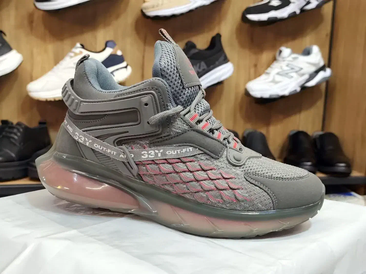 تک سایز 40 و 41|کیف، کفش، کمربند|کاشان, بهشتی|دیوار