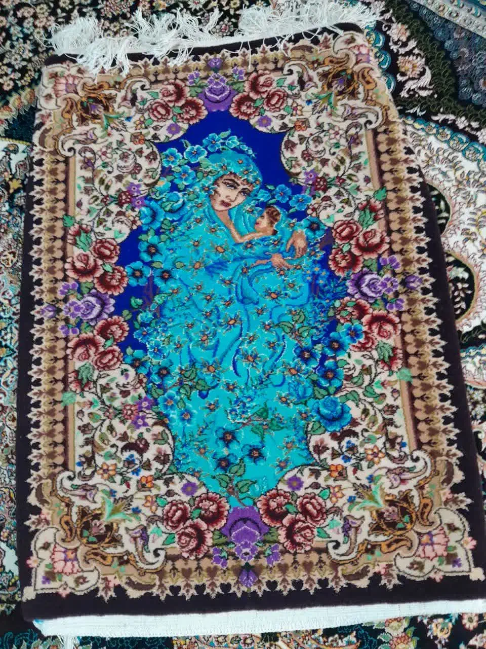 تابلو فرش دستباف مهر مادری|تابلو فرش|قم, دروازه ری|دیوار