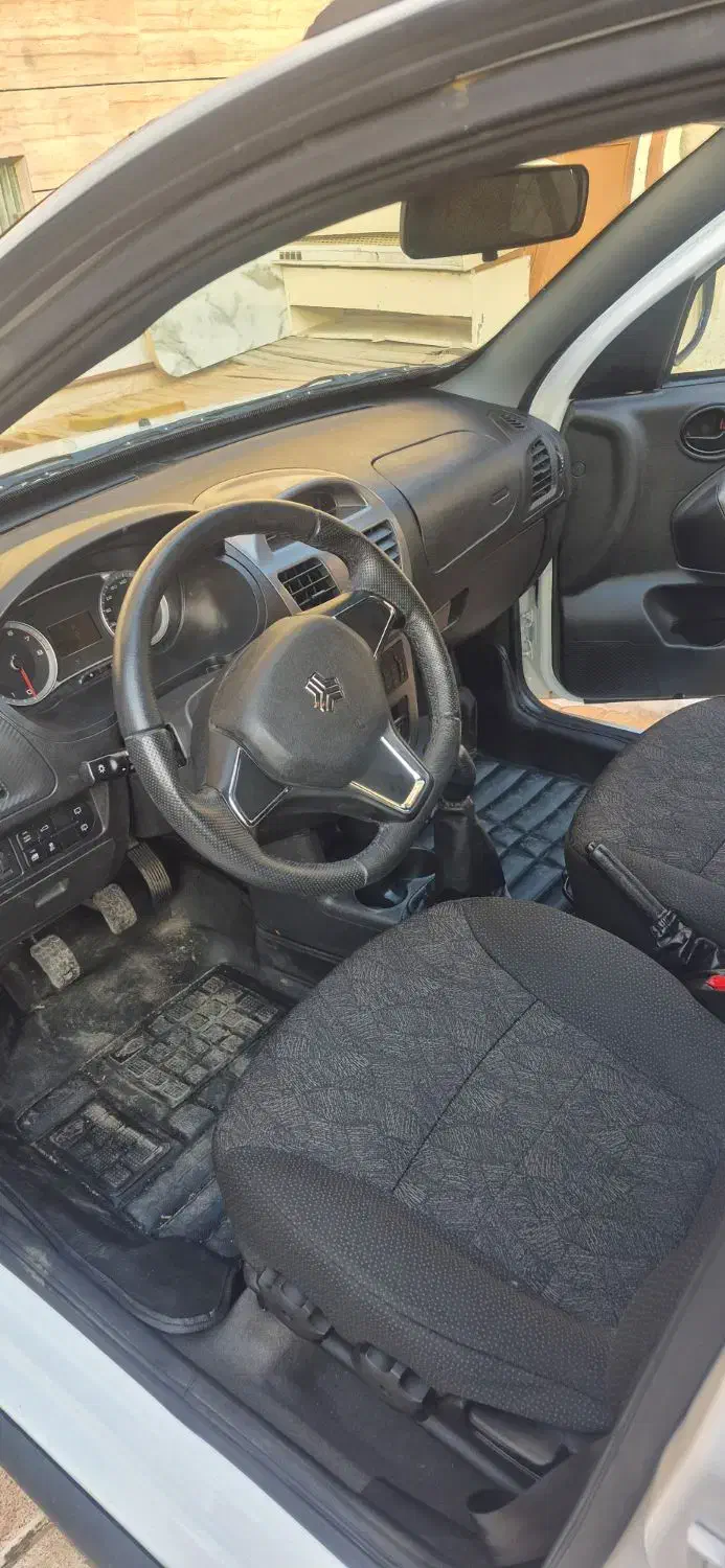 کوییک|خودرو سواری و وانت|پارس‌آباد, |دیوار